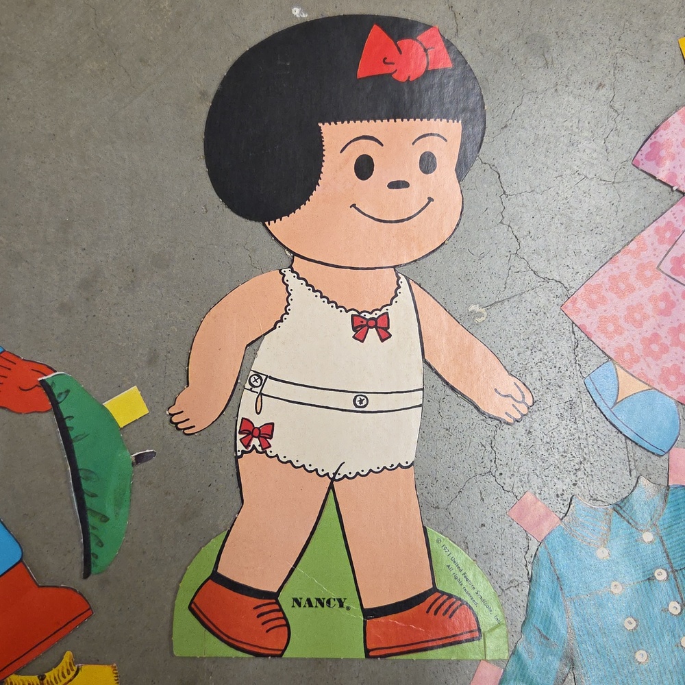 Vintage 1971 NANCY (Philomène) Paper Doll‎ Set (United Feature Syndicate) - Picture 2 of 8